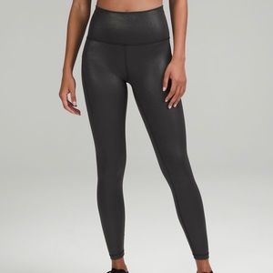 Lululemon wunder train high rise tight w pockets in foil size 8